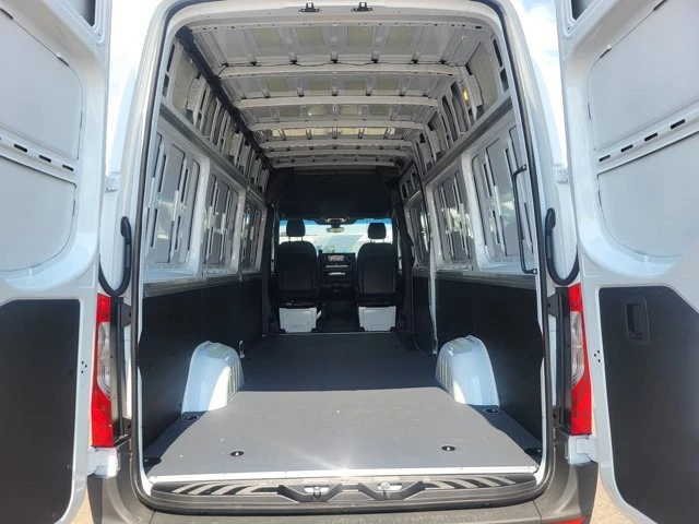 2026 Mercedes-Benz VS30 Sprinter - Image 15 of 20