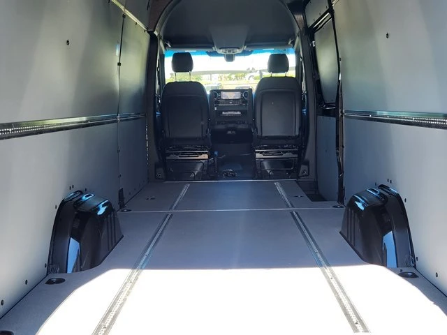 2026 Mercedes-Benz VS30 Sprinter - Image 14 of 20