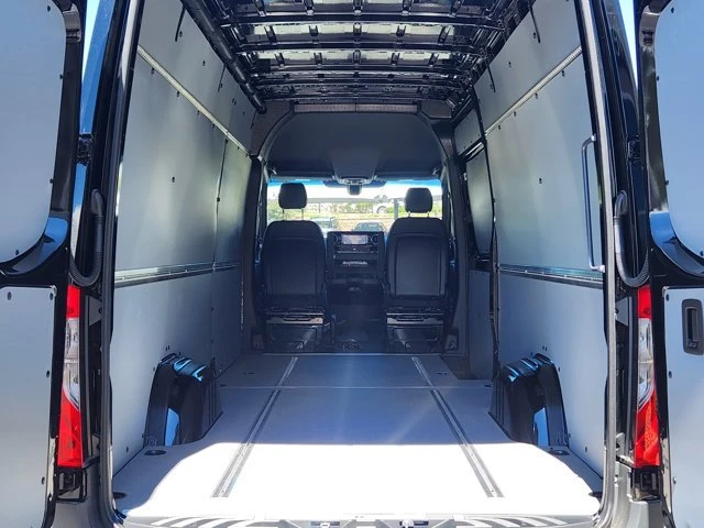 2026 Mercedes-Benz VS30 Sprinter - Image 13 of 20