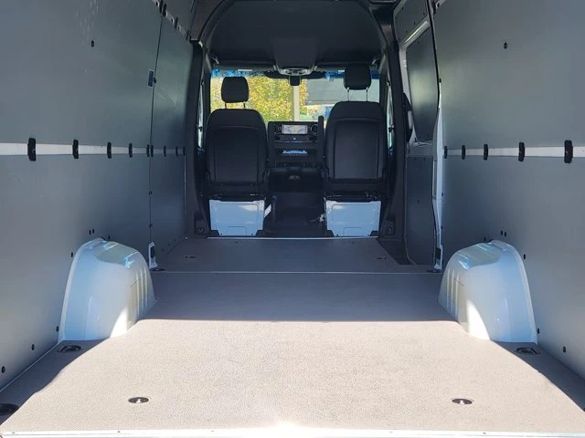 2026 Mercedes-Benz VS30 Sprinter - Image 14 of 20