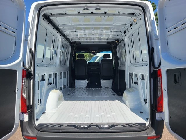 2026 Mercedes-Benz VS30 Sprinter - Image 13 of 20