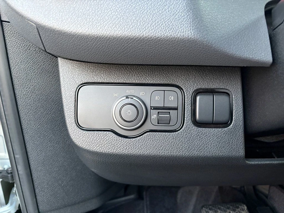 2026 Mercedes-Benz VS30 Sprinter - Image 9 of 21