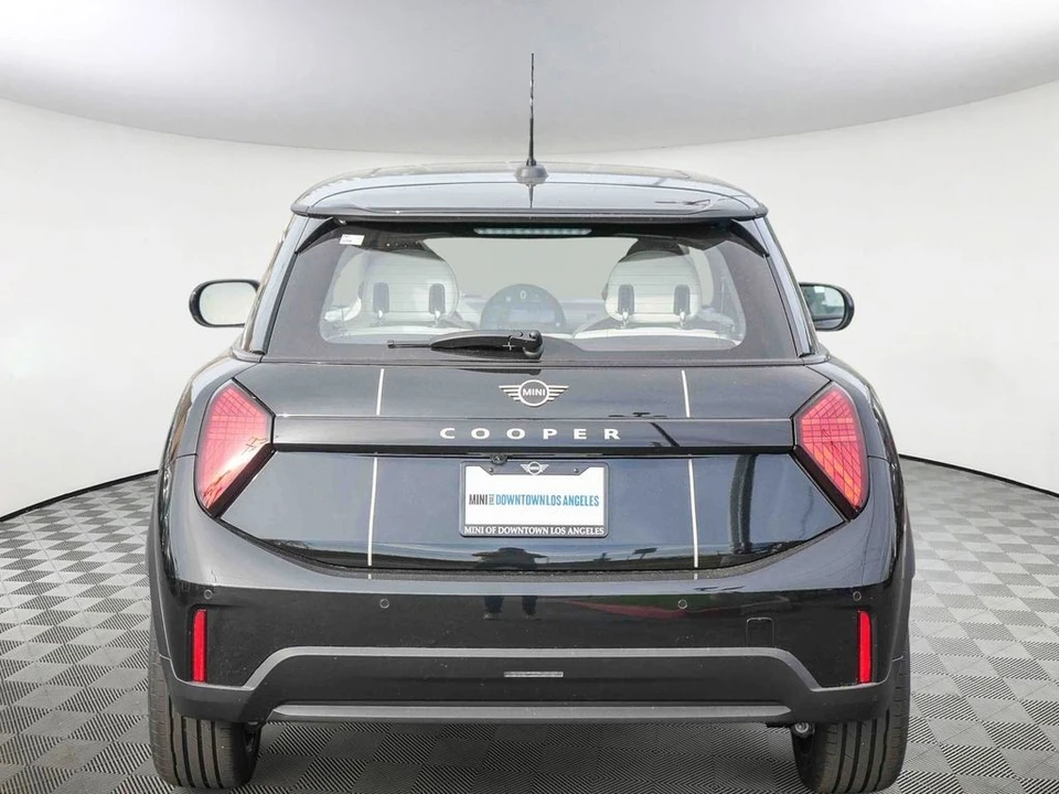 2026 Mini Mini 4th Gen - Image 7 of 28