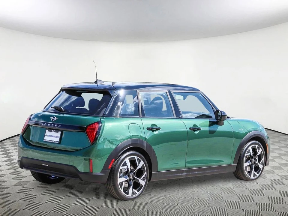 2026 Mini Mini 4th Gen - Image 5 of 31