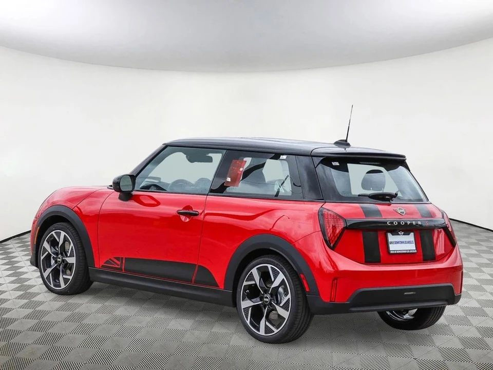 2026 Mini Mini 4th Gen - Image 8 of 31