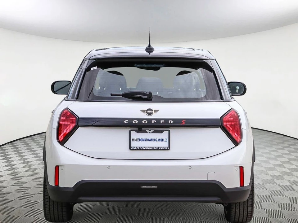 2026 Mini Mini 4th Gen - Image 9 of 31