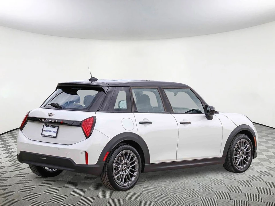 2026 Mini Mini 4th Gen - Image 5 of 31