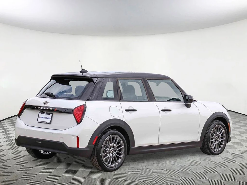 2026 Mini Mini 4th Gen - Image 8 of 31