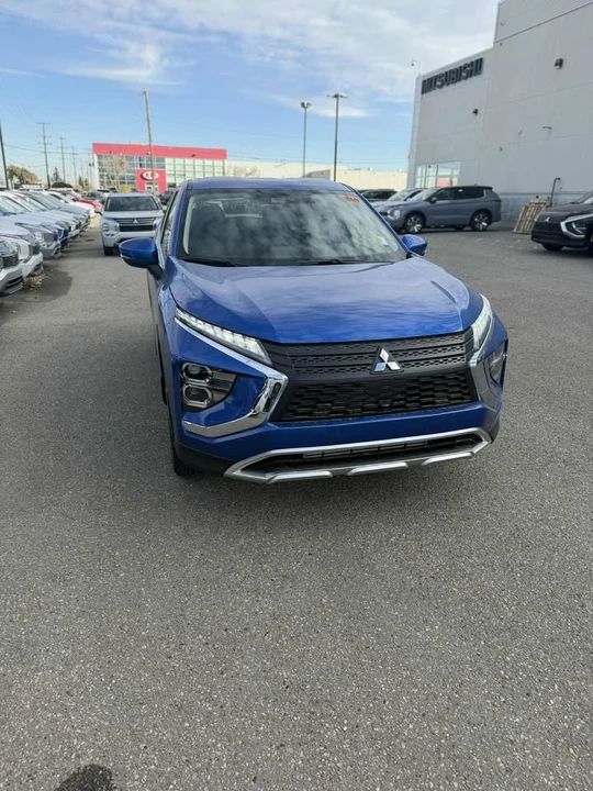 2026 Mitsubishi Eclipse Cross - Image 2 of 8