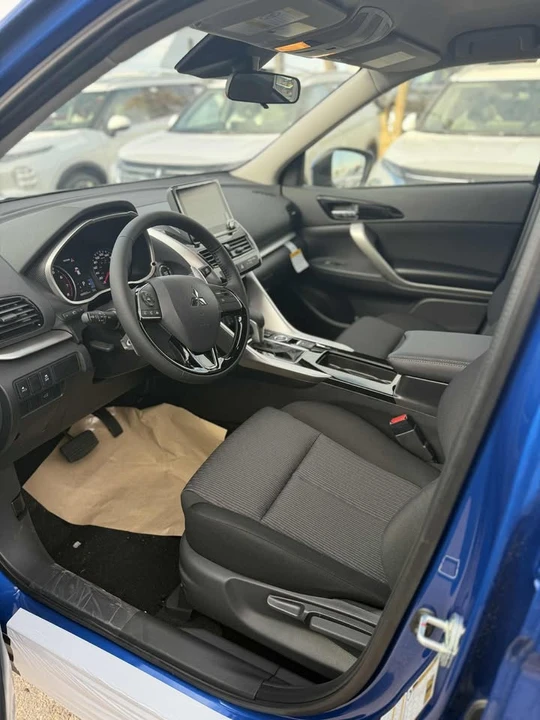 2026 Mitsubishi Eclipse Cross - Image 6 of 8