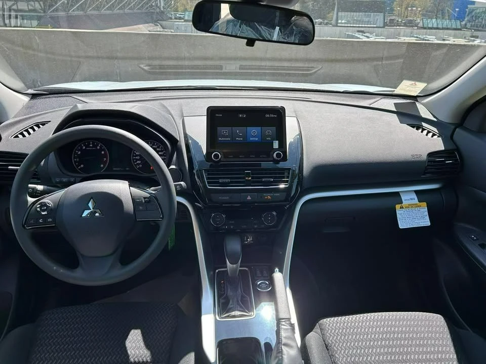2026 Mitsubishi Eclipse Cross - Image 15 of 19