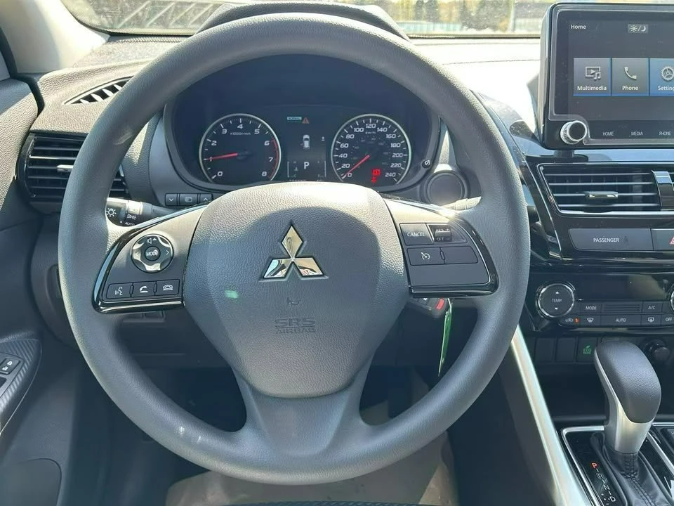 2026 Mitsubishi Eclipse Cross - Image 14 of 19