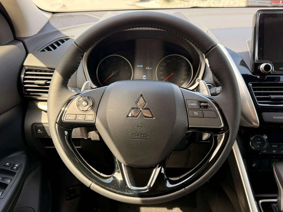 2026 Mitsubishi Eclipse Cross - Image 16 of 20