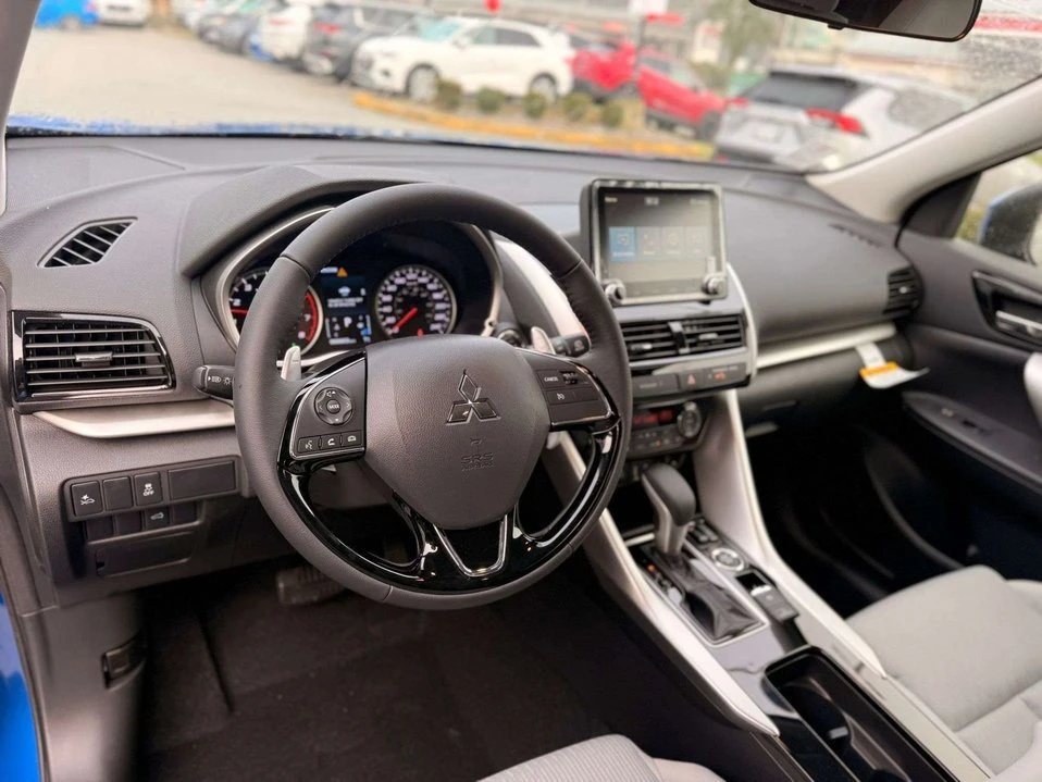 2026 Mitsubishi Eclipse Cross - Image 11 of 20