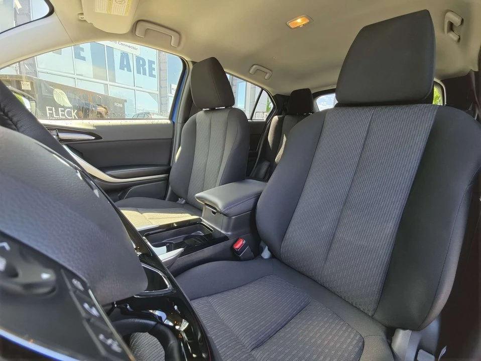 2026 Mitsubishi Eclipse Cross - Image 15 of 20