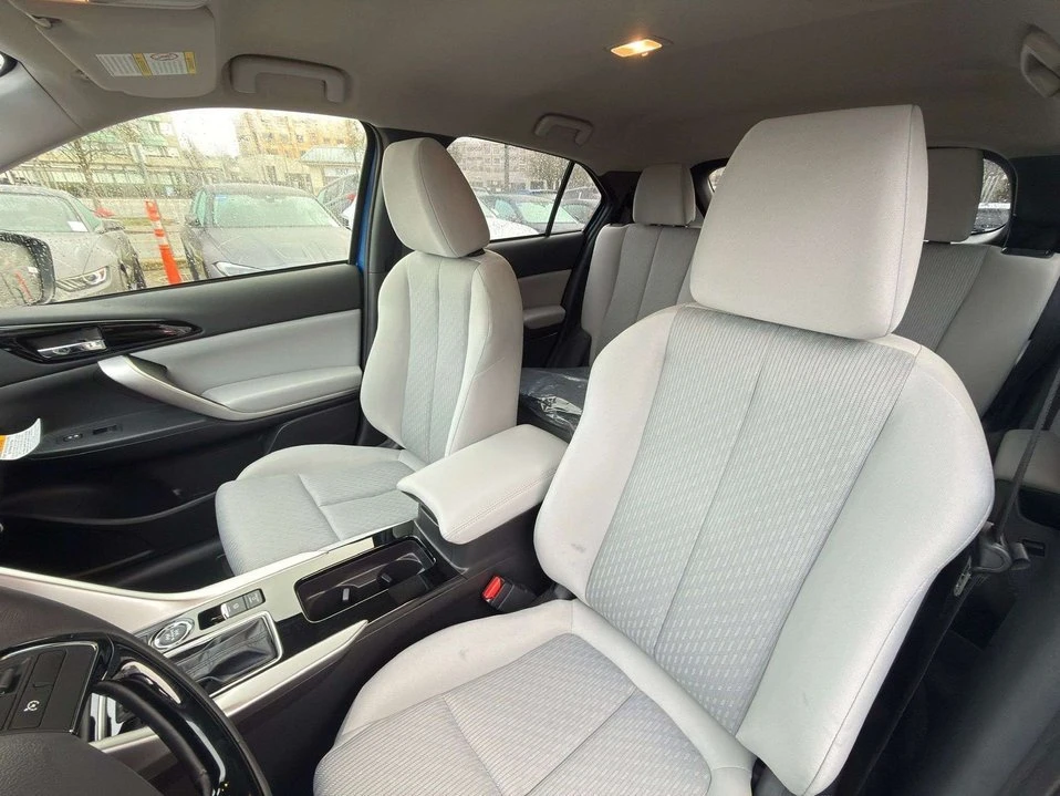 2026 Mitsubishi Eclipse Cross - Image 12 of 20