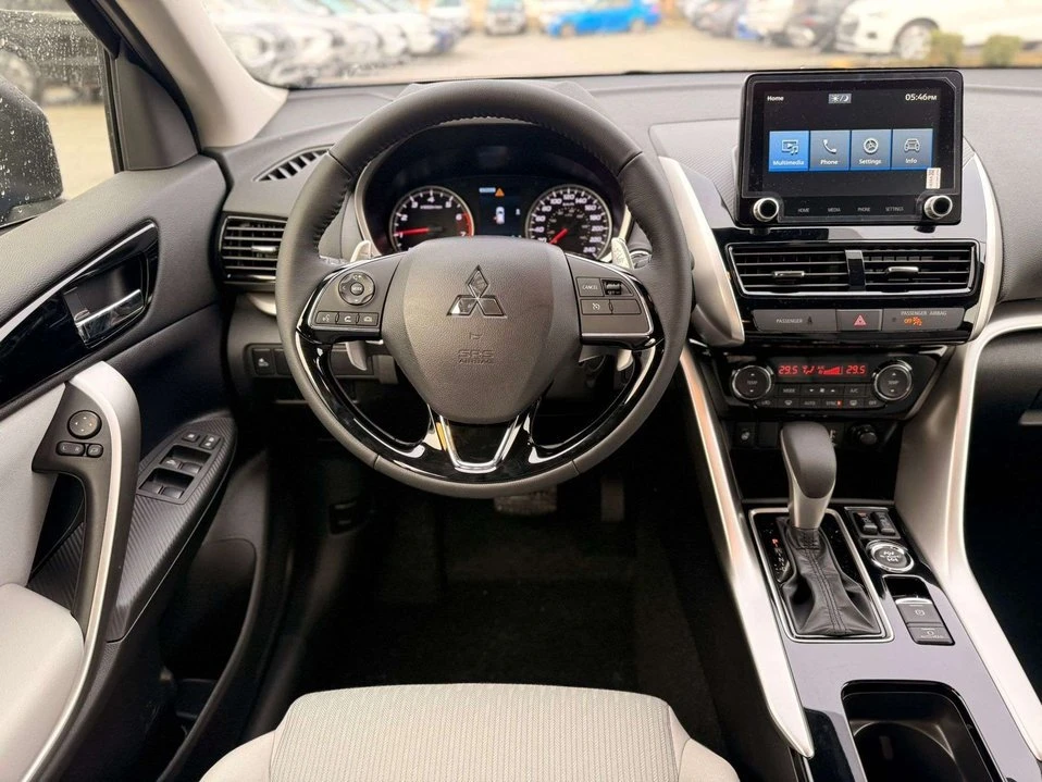 2026 Mitsubishi Eclipse Cross - Image 15 of 20