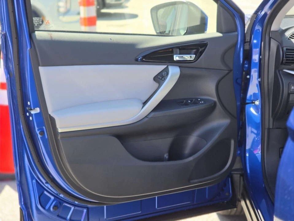 2026 Mitsubishi Eclipse Cross - Image 11 of 20