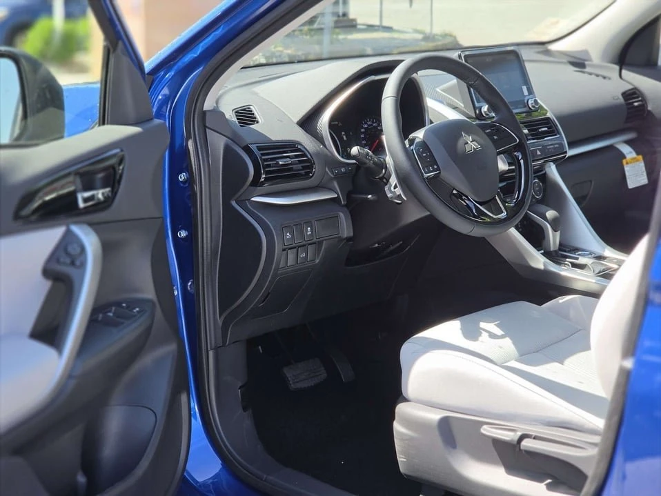 2026 Mitsubishi Eclipse Cross - Image 12 of 20