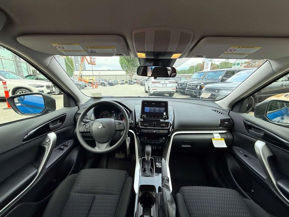 2026 Mitsubishi Eclipse Cross - Image 16 of 20