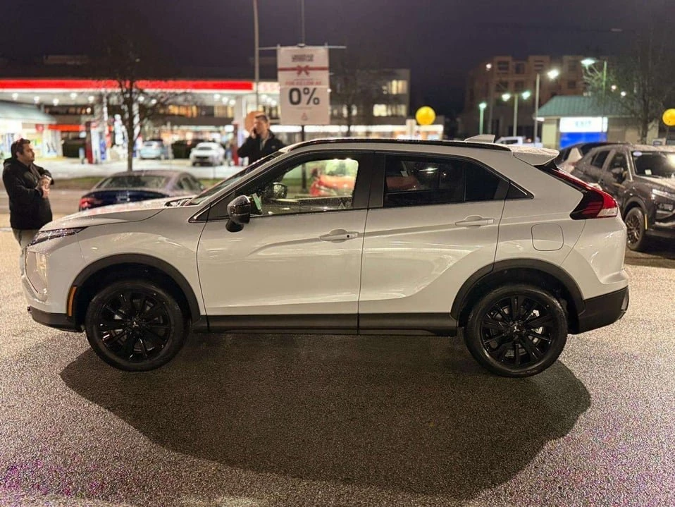 2026 Mitsubishi Eclipse Cross - Image 9 of 20