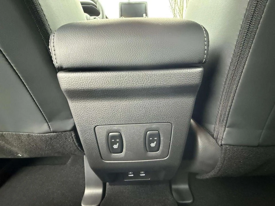 2026 Mitsubishi Eclipse Cross - Image 16 of 20