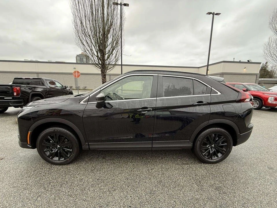 2026 Mitsubishi Eclipse Cross - Image 9 of 20