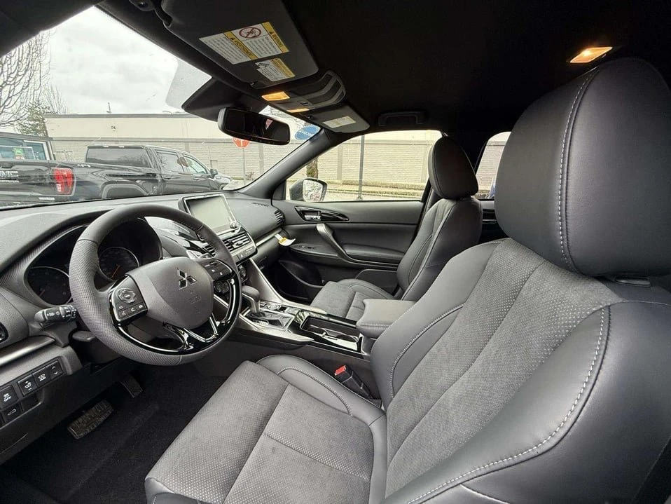2026 Mitsubishi Eclipse Cross - Image 12 of 20