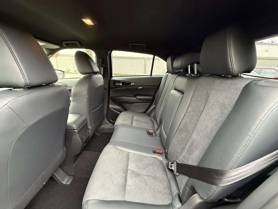 2026 Mitsubishi Eclipse Cross - Image 17 of 20