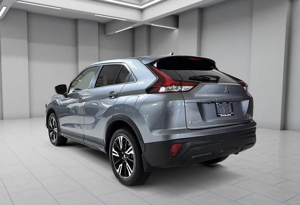 2026 Mitsubishi Eclipse Cross - Image 12 of 18