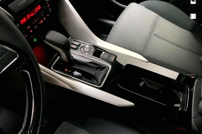 2026 Mitsubishi Eclipse Cross - Image 3 of 4