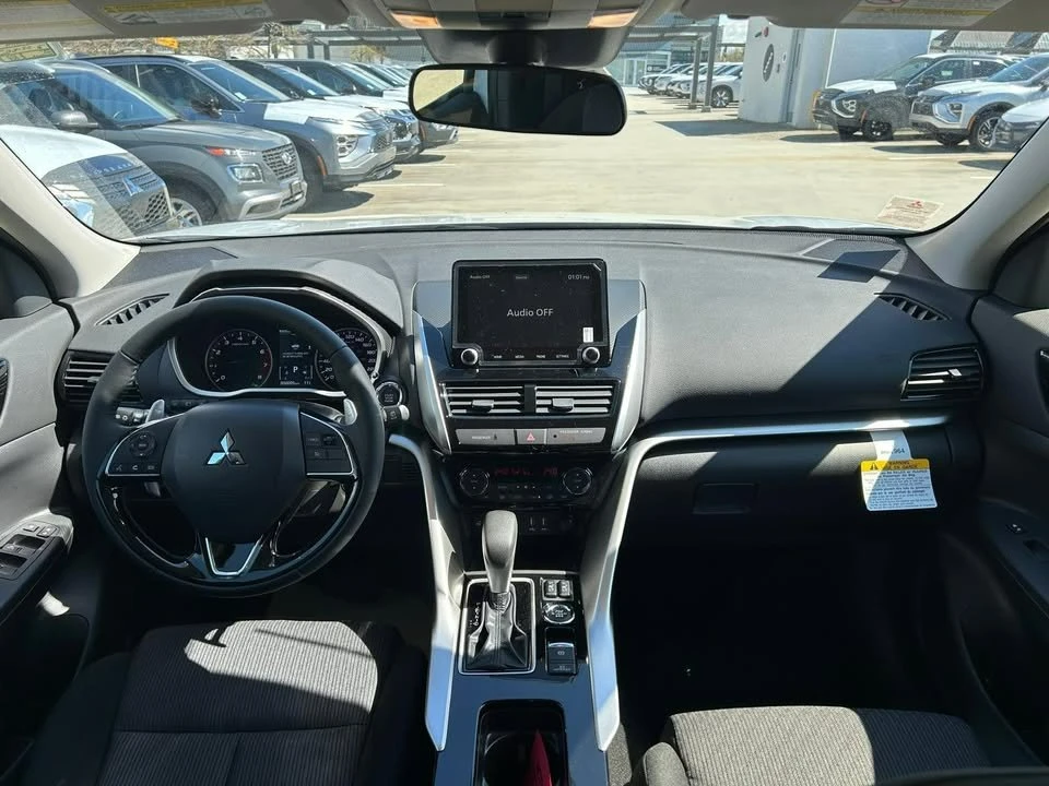 2026 Mitsubishi Eclipse Cross - Image 11 of 18