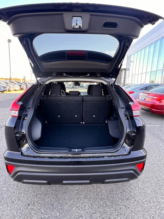 2026 Mitsubishi Eclipse Cross - Image 3 of 9