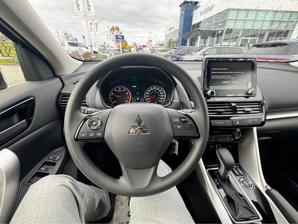 2026 Mitsubishi Eclipse Cross - Image 10 of 11