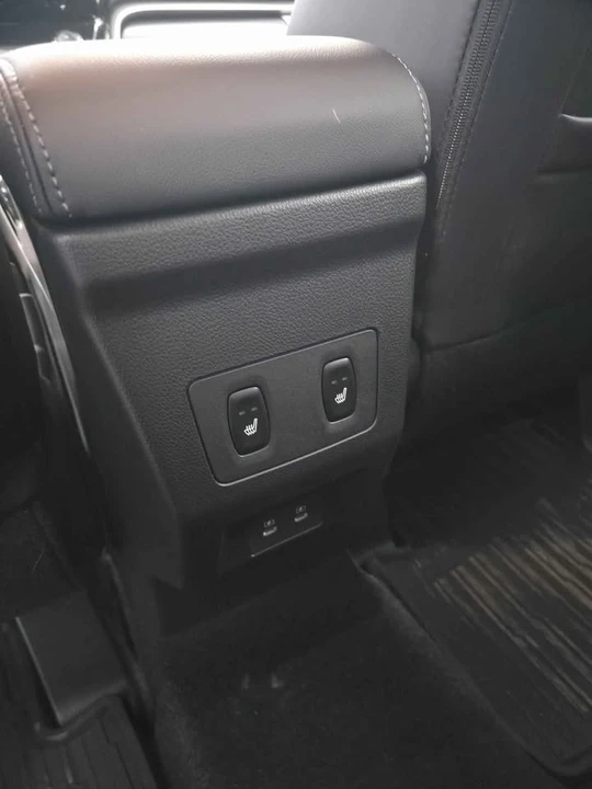 2026 Mitsubishi Eclipse Cross - Image 13 of 16