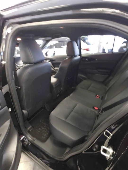 2026 Mitsubishi Eclipse Cross - Image 7 of 16