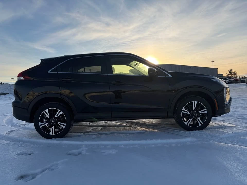 2026 Mitsubishi Eclipse Cross - Image 3 of 10