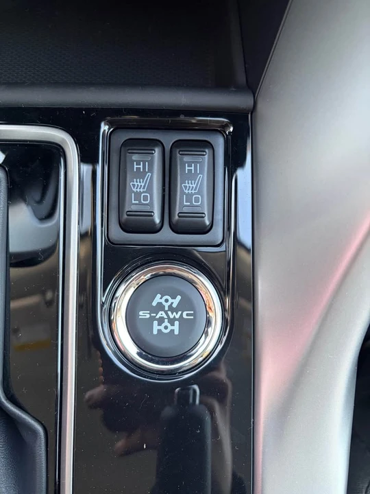 2026 Mitsubishi Eclipse Cross - Image 10 of 10