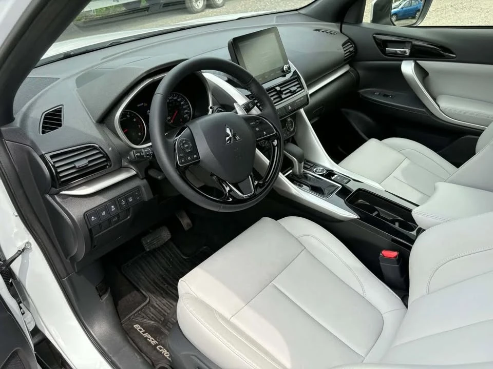 2026 Mitsubishi Eclipse Cross - Image 12 of 20