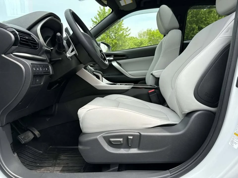 2026 Mitsubishi Eclipse Cross - Image 11 of 20