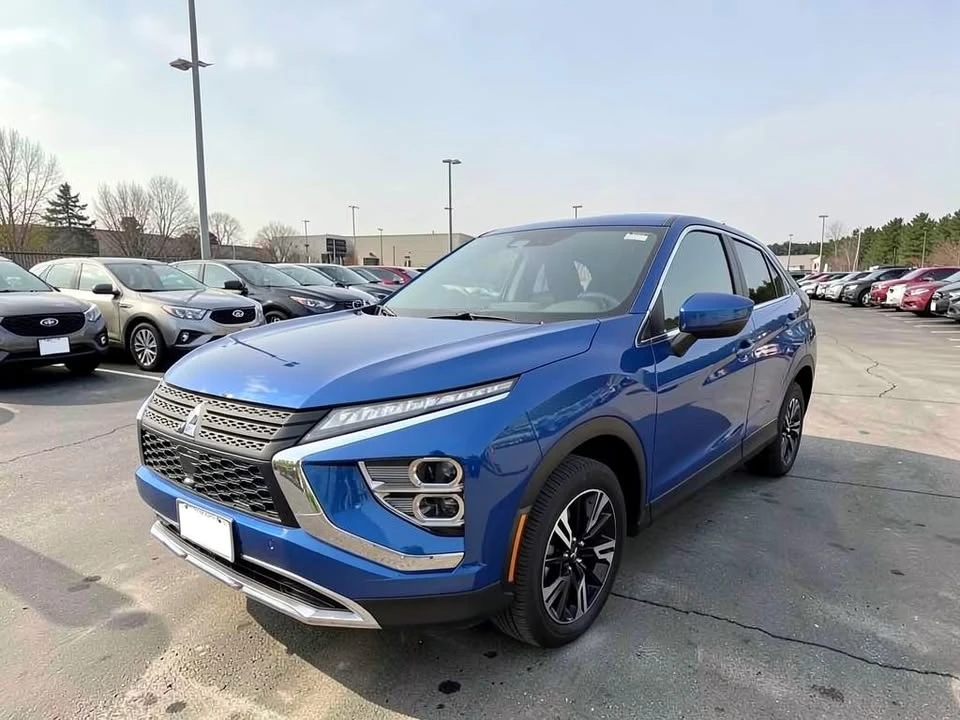2026 Mitsubishi Eclipse Cross - Image 3 of 20