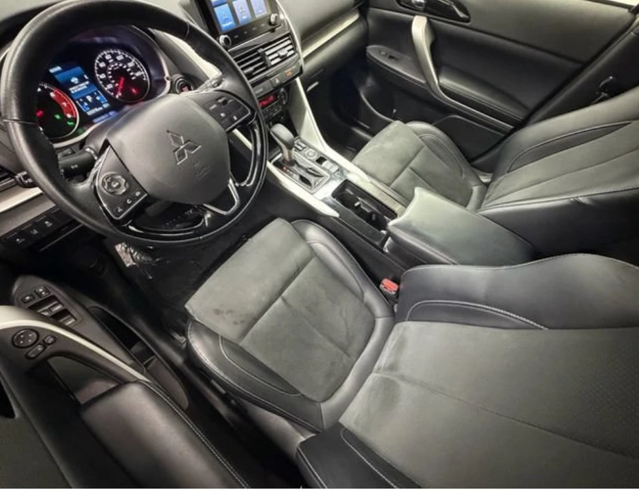 2026 Mitsubishi Eclipse Cross - Image 11 of 13