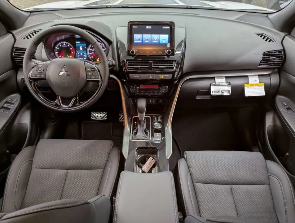 2026 Mitsubishi Eclipse Cross - Image 8 of 11