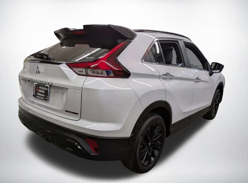 2026 Mitsubishi Eclipse Cross - Image 2 of 11