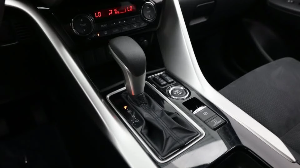 2026 Mitsubishi Eclipse Cross - Image 19 of 20