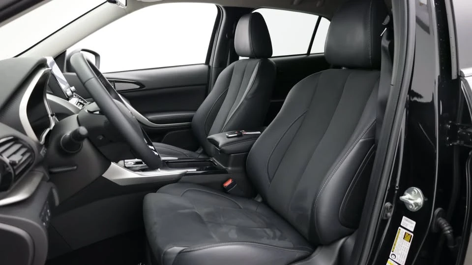 2026 Mitsubishi Eclipse Cross - Image 14 of 20