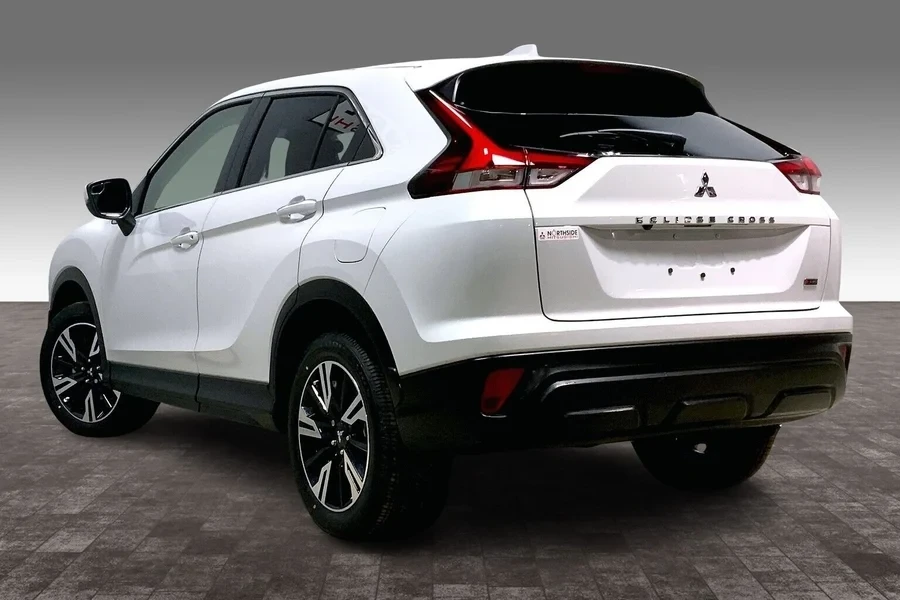 2026 Mitsubishi Eclipse Cross - Image 3 of 7