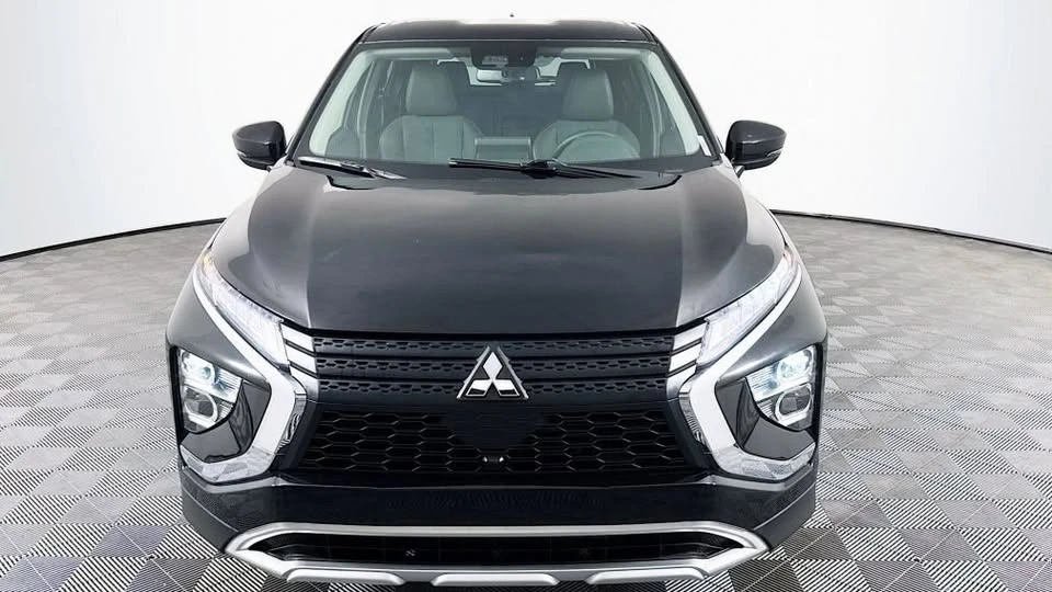 2026 Mitsubishi Eclipse Cross - Image 2 of 20