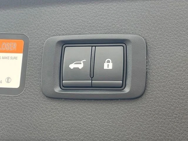 2026 Mitsubishi Eclipse Cross - Image 9 of 12