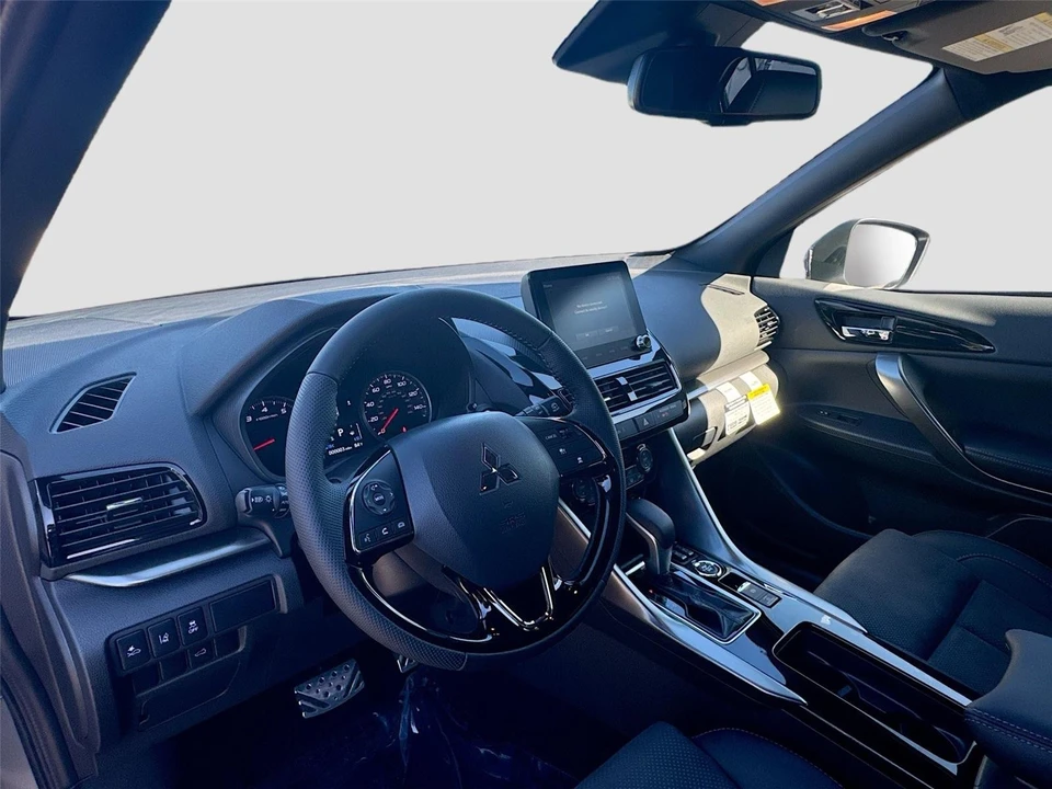 2026 Mitsubishi Eclipse Cross - Image 9 of 21